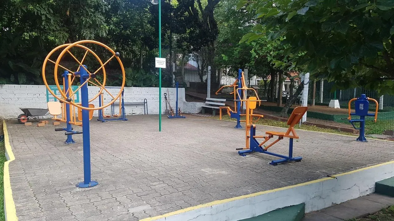 Apartamento Familiar Com Ou Sem Ar Condicionado Porto Alegre 0*,