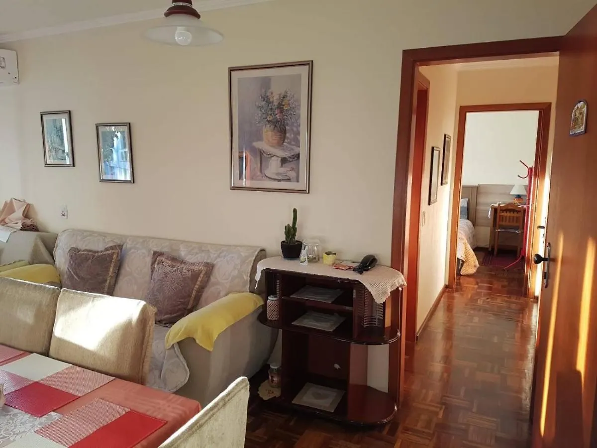 Apartamento Familiar Com Ou Sem Ar Condicionado Porto Alegre 0*,  Brasilien